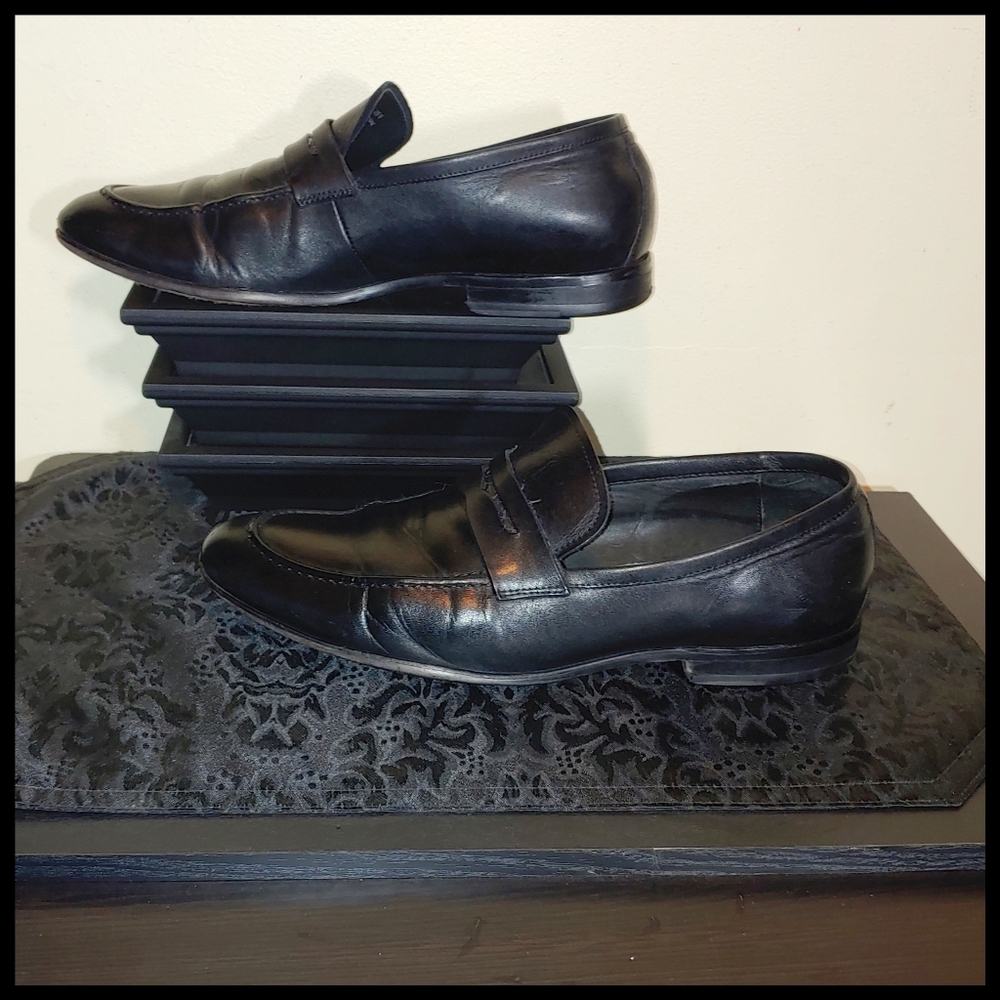 Warfield & Grand Bowen Leather Loafer - Picture 2 of 10